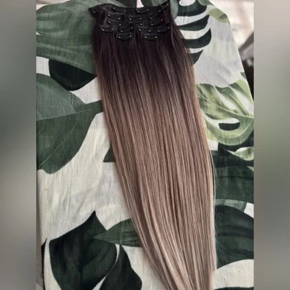Human hair blend Balayage ash Blonde Clip In Hair Extensions 22 In - Picture 6 of 6